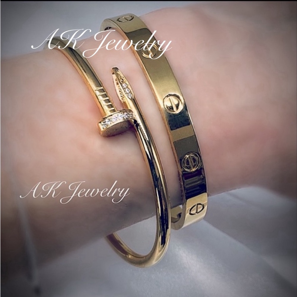 💎18k LUXURY Screw Design Bracelet, Bangle, Cuff, Unisex Style Love - Picture 2 of 4